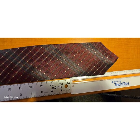 Vintage Necktie Roberto Villini Handmade Silk Red Plaid Check Pattern 100% Silk - Picture 7 of 9